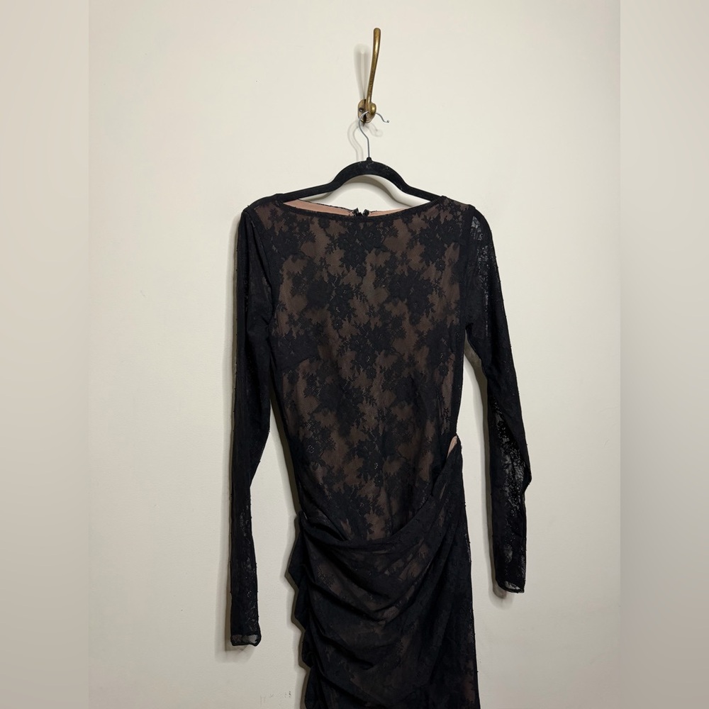 House of CB Sapphira Lace Gown - Picture 5 of 8